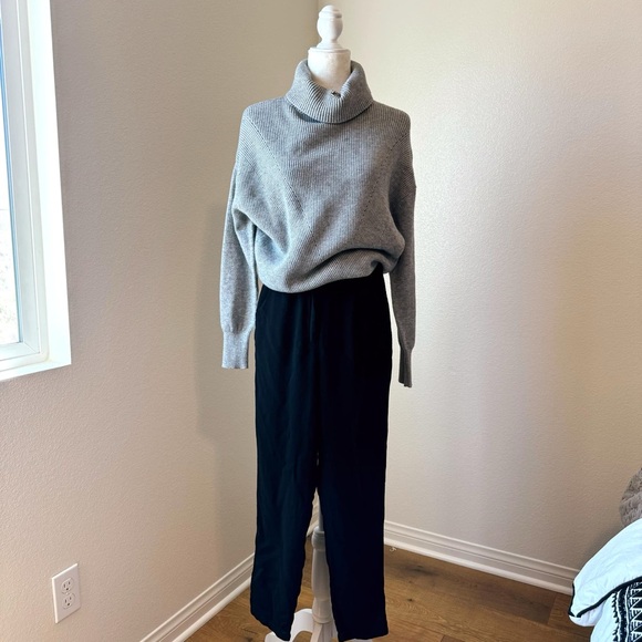 Philosophy Gray Turtleneck - Picture 1 of 6